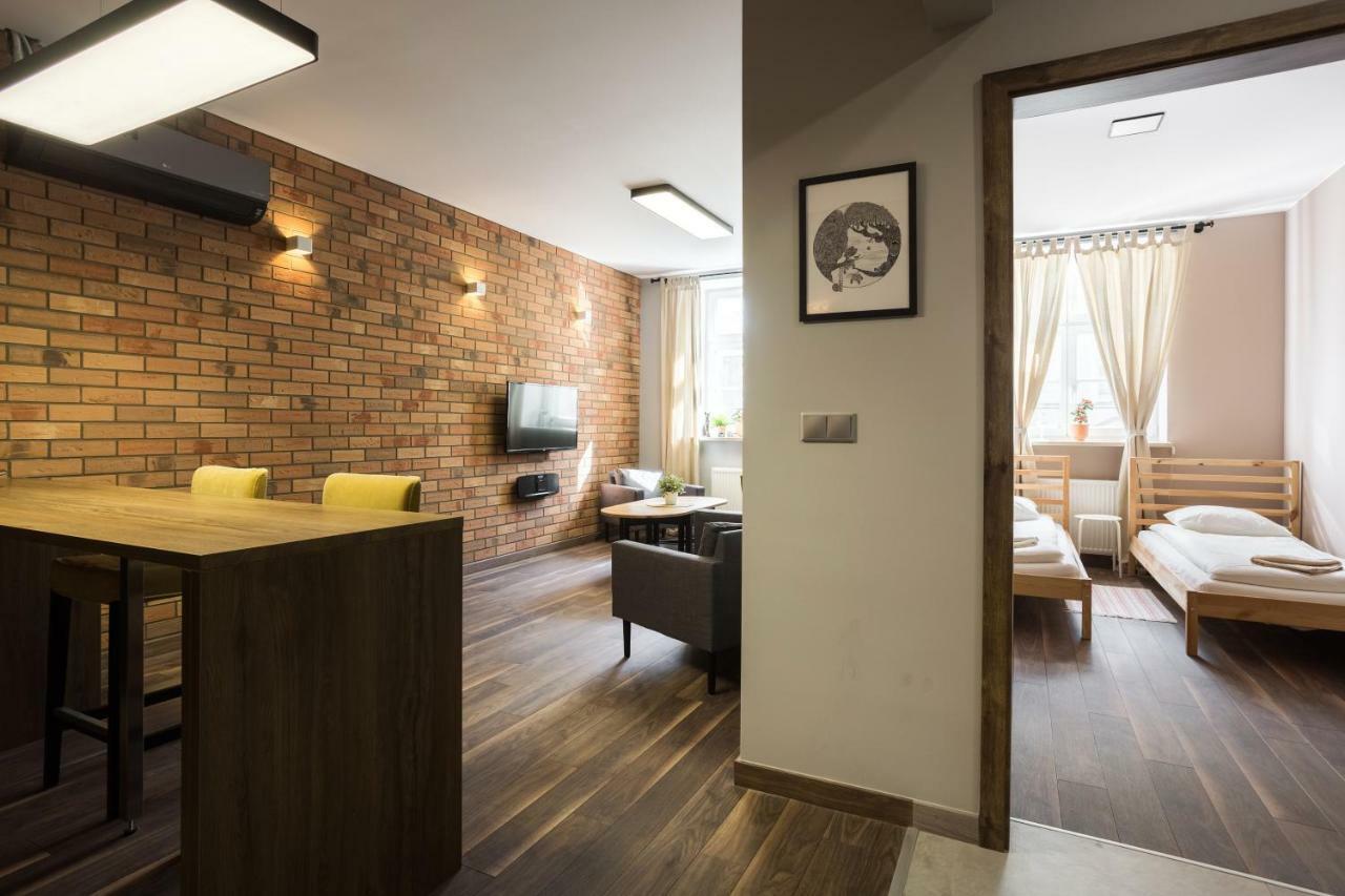 Premium Family&Friends Apartment พอซนาน ภายนอก รูปภาพ