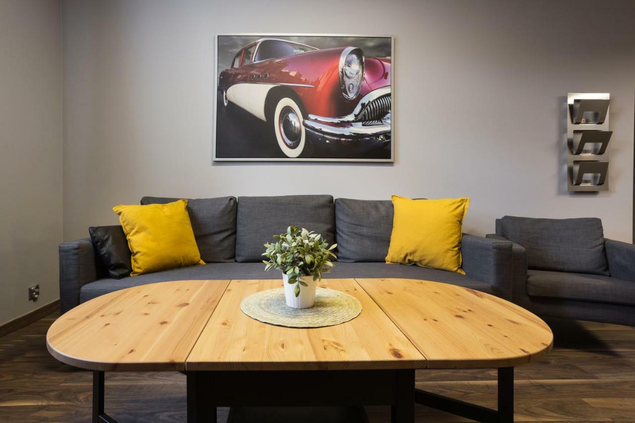 Premium Family&Friends Apartment พอซนาน ภายนอก รูปภาพ