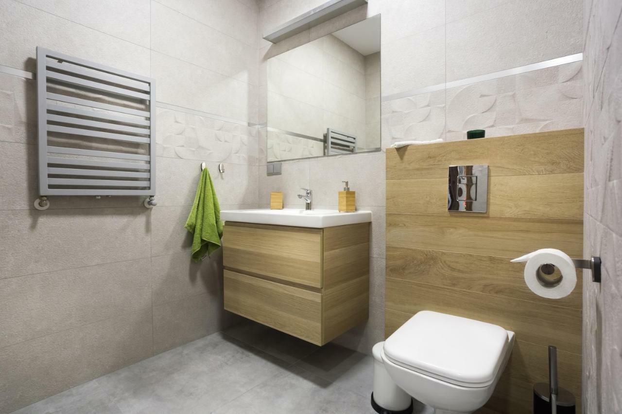 Premium Family&Friends Apartment พอซนาน ภายนอก รูปภาพ
