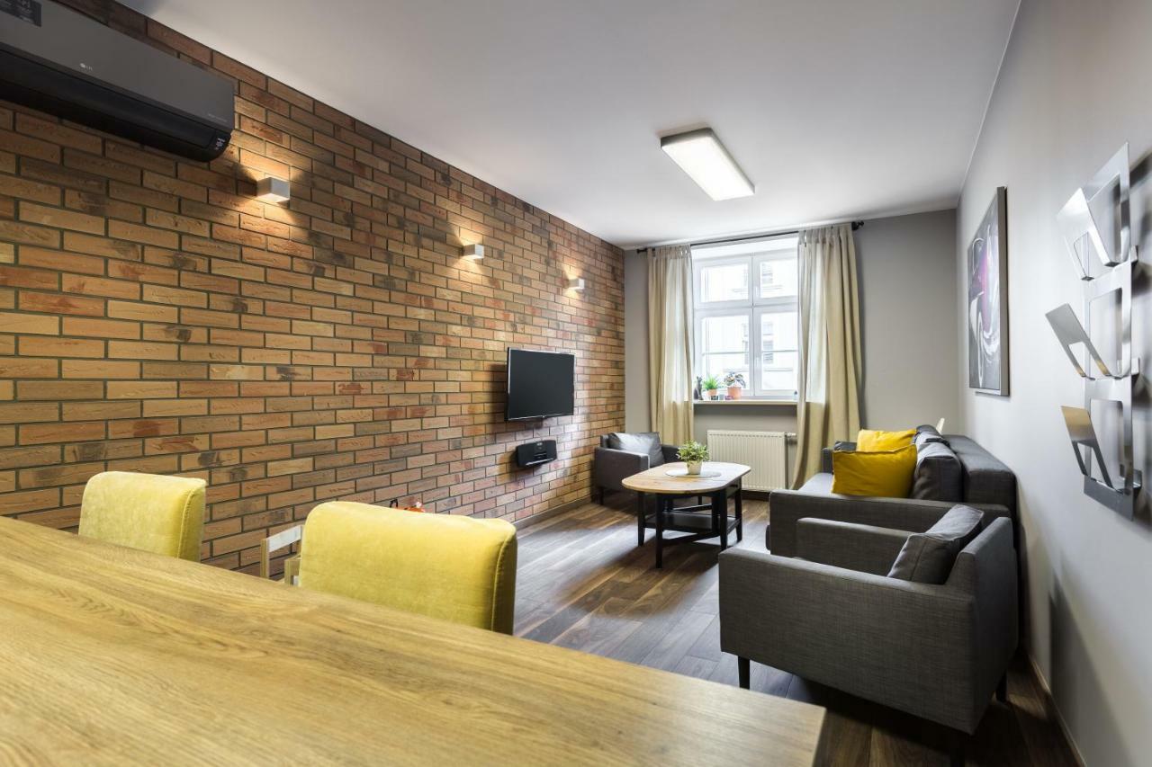Premium Family&Friends Apartment พอซนาน ภายนอก รูปภาพ
